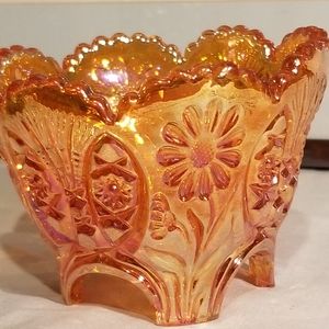 Irredescent Peach Carnaval Glass Bowl